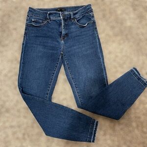 ANN TAYLOR Classic Blue Women's Jeans SIZE 4